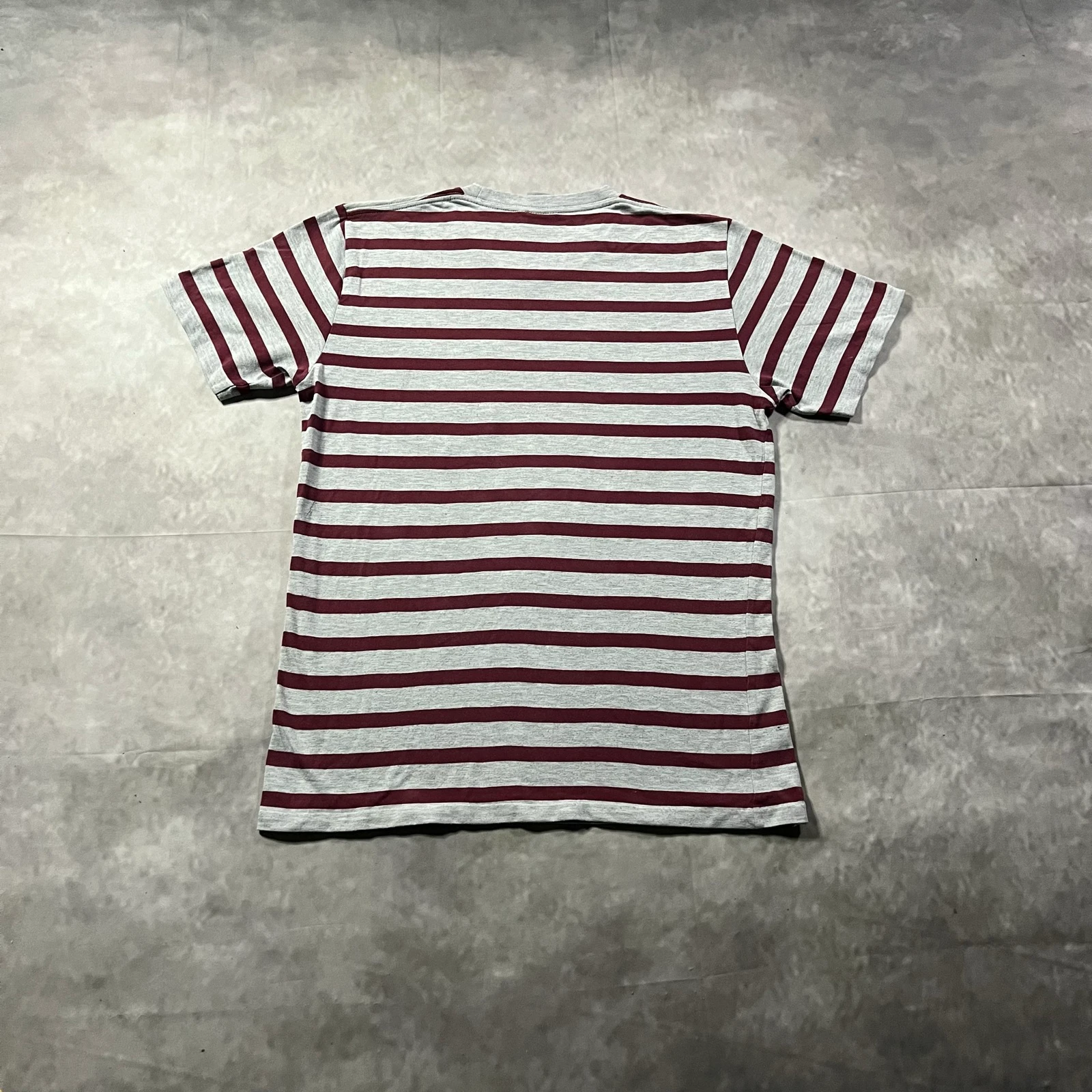 T-shirt Carhartt Vintage Estilo Clássico Essencial Streetwear anos 2000 – photo 6